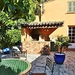 Villa Lou